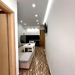 Appartement Kam In The Center Vlorë